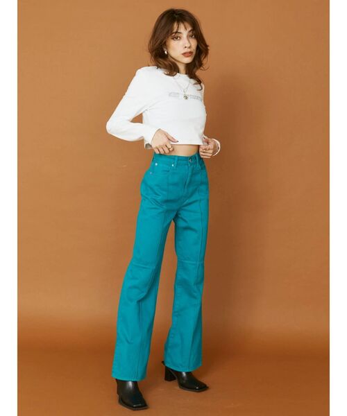 EVRIS(エヴリス)の「クロスピンタックセミフレアパンツ(デニムパンツ・レディース・ブラック/ピンク/ブルー・SMALL/MEDIUM)」の8枚目の写真