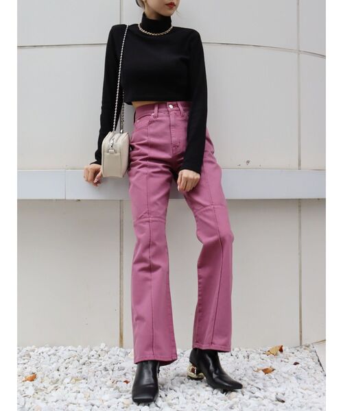 EVRIS(エヴリス)の「クロスピンタックセミフレアパンツ(デニムパンツ・レディース・ブラック/ピンク/ブルー・SMALL/MEDIUM)」の16枚目の写真