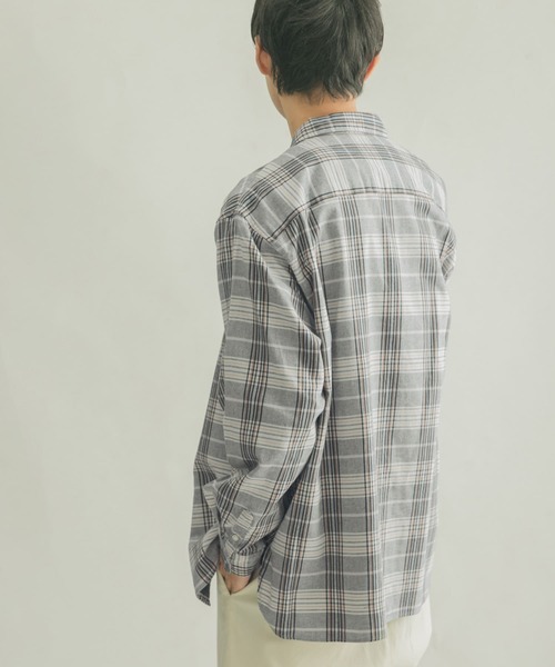 FORK&SPOON(フォークアンドスプーン)の「FORK&SPOON ネルチェックシャツ(シャツ/ブラウス・メンズ・ネイビー/アイボリー・4/5)」の22枚目の写真