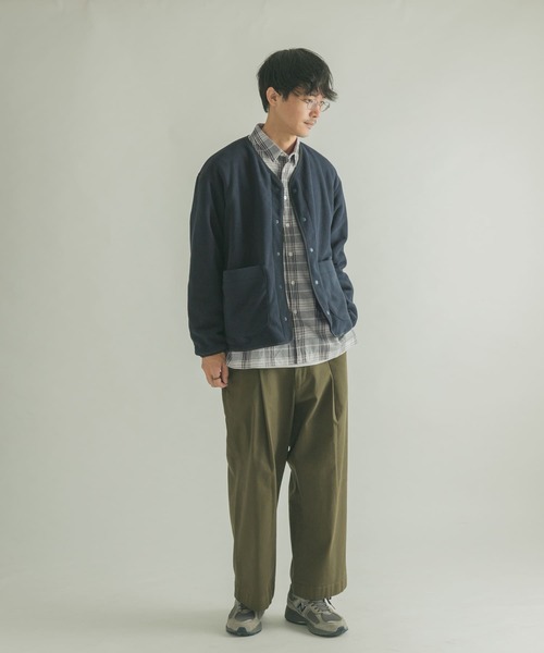 FORK&SPOON(フォークアンドスプーン)の「FORK&SPOON ネルチェックシャツ(シャツ/ブラウス・メンズ・ネイビー/アイボリー・4/5)」の18枚目の写真