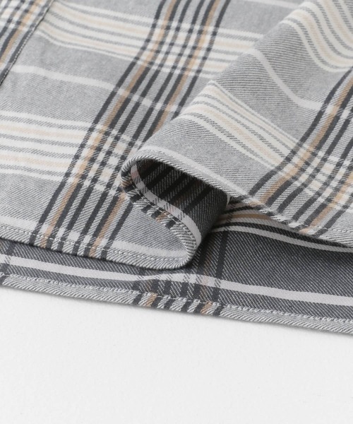 FORK&SPOON(フォークアンドスプーン)の「FORK&SPOON ネルチェックシャツ(シャツ/ブラウス・メンズ・ネイビー/アイボリー・4/5)」の7枚目の写真