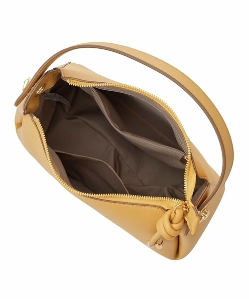 OFUON le MK（オフオンルエムケー）の「【2WAY】フェイクレザーコンパクトハンドバッグ（ハンドバッグ・レディース・ベージュ/ブラック/イエロー・38）」の9枚目の写真