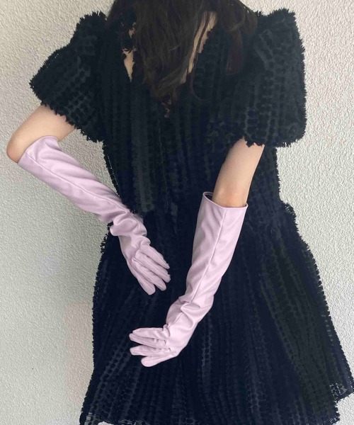 Casselini(キャセリーニ)の「【タッチパネル対応】Casselini(キャセリーニ)ストレッチロンググローブ(手袋・レディース・アイボリー/ブラック/パープル/ブラウン・FREE)」の9枚目の写真