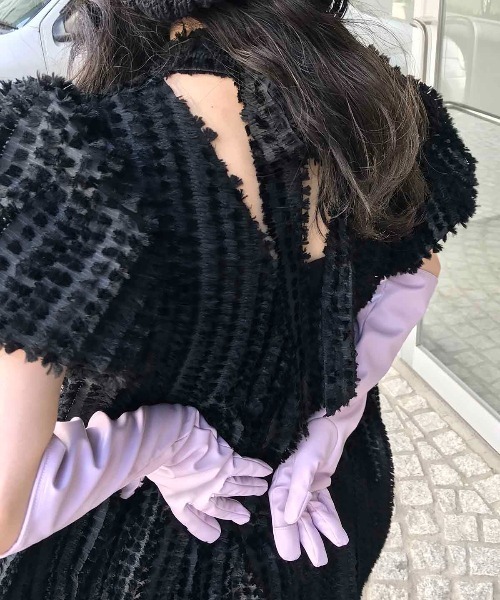 Casselini(キャセリーニ)の「【タッチパネル対応】Casselini(キャセリーニ)ストレッチロンググローブ(手袋・レディース・アイボリー/ブラック/パープル/ブラウン・FREE)」の16枚目の写真