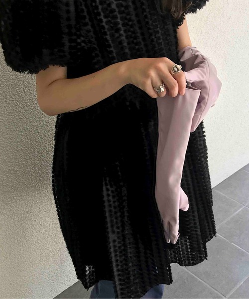 Casselini(キャセリーニ)の「【タッチパネル対応】Casselini(キャセリーニ)ストレッチロンググローブ(手袋・レディース・アイボリー/ブラック/パープル/ブラウン・FREE)」の20枚目の写真