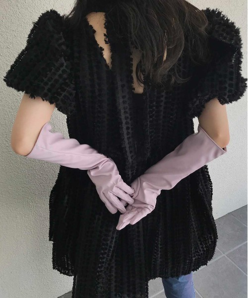 Casselini(キャセリーニ)の「【タッチパネル対応】Casselini(キャセリーニ)ストレッチロンググローブ(手袋・レディース・アイボリー/ブラック/パープル/ブラウン・FREE)」の21枚目の写真