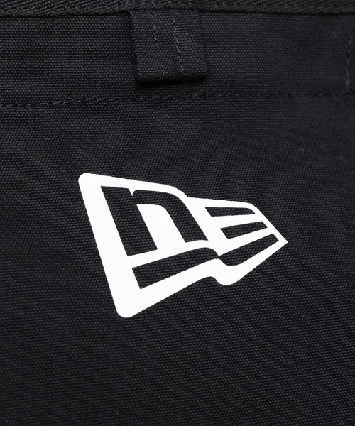 NEW ERA（ニューエラ）の「ニューエラ メッセンジャーバッグ キャンバス（ショルダーバッグ・メンズ・ホワイト/ブラック/ブラック系その他/ホワイト系その他/アイボリー/ブラック系・FREE）」の9枚目の写真