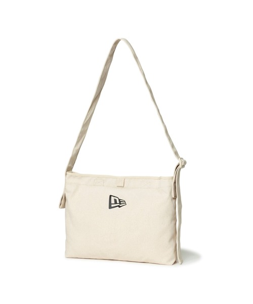 NEW ERA（ニューエラ）の「ニューエラ メッセンジャーバッグ キャンバス（ショルダーバッグ・メンズ・ホワイト/ブラック/ブラック系その他/ホワイト系その他/アイボリー/ブラック系・FREE）」の17枚目の写真