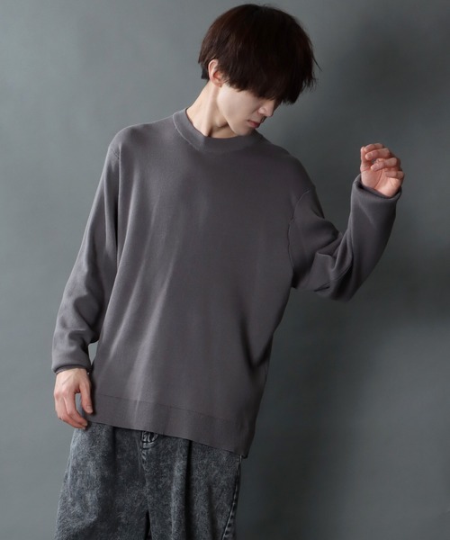 SITRY(シトリー)の「oversize smooth knitting crew neck sweater/オーバーサイズ スムース編み クルーネック ニット(ニット/セーター・メンズ・ベージュ/ブラック/ブルー/チャコールグレー・M/L)」の17枚目の写真