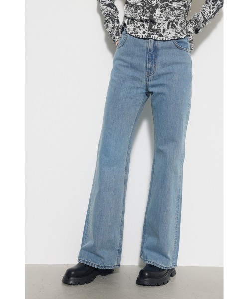 LAGUA GEM（ラグアジェム）の「CLASSIC FLARE DENIM フレアデニム（デニムパンツ・レディース・ライトブルー/ブルー・22inch/23inch/24inch/25inch/26inch）」の13枚目の写真