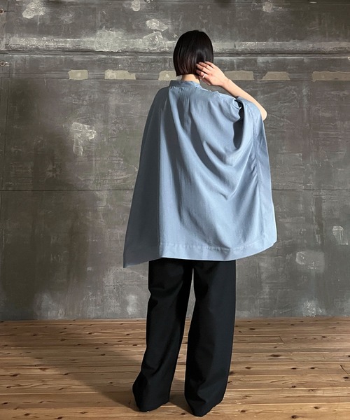 cona（コナ）の「【ZOZO限定】ドレープオーバーシャツ（シャツ/ブラウス・レディース・ブラック/ブルー・FREE）」の5枚目の写真