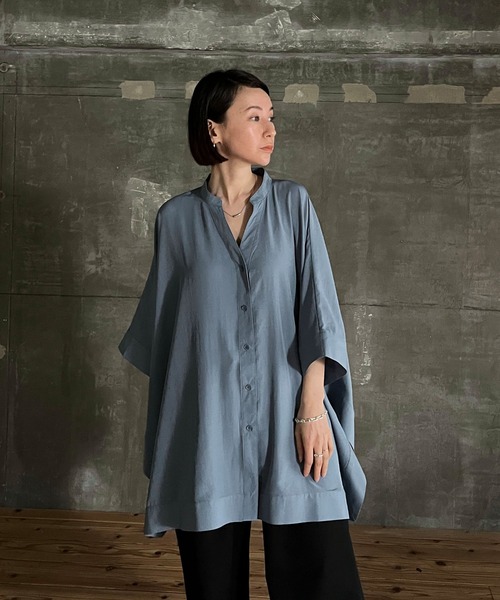 cona（コナ）の「【ZOZO限定】ドレープオーバーシャツ（シャツ/ブラウス・レディース・ブラック/ブルー・FREE）」の8枚目の写真