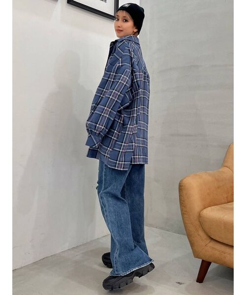 GYDA（ジェイダ）の「LOOSE CHECK GG SH（シャツ/ブラウス・レディース・オフホワイト/ブルー・FREE）」の9枚目の写真