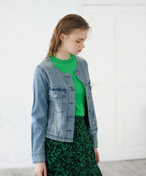 INED CLARO（イネドクラロ）の「ノーカラーGジャン（デニムジャケット・レディース・サックスブルー/ブルー・フリー）」の21枚目の写真