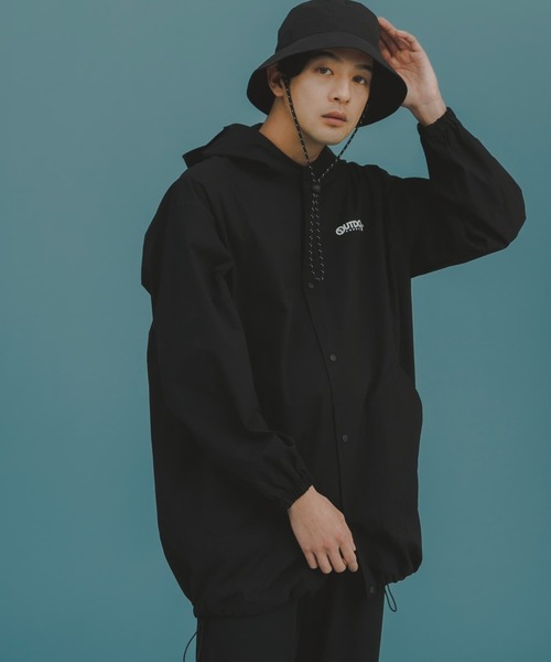 Uiscel(ユイセル)の「『別注』Uiscel×OUTDOORPRODUCTS アウターA(マウンテンパーカー・レディース・ブラック/ベージュ・LARGE/MEDIUM)」の6枚目の写真