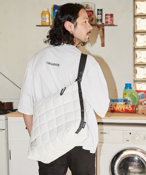ADAM PATEK(アダムパテック)の「ADAMPATEK / groupie college Logo looose T/ルーズシルエットカレッジロゴビッグTシャツ(Tシャツ/カットソー・メンズ・ホワイト/グレー/ブラック・1/2/3)」の22枚目の写真