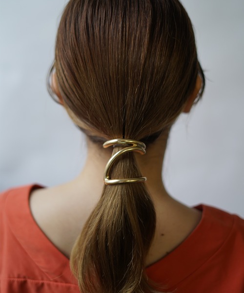 GLOBAL FORME CONCRETE(グローバルフォルムコンクリート)の「【return to i】art line long caff(バレッタ/ヘアクリップ・レディース・シルバー/ゴールド・FREE)」の1枚目の写真