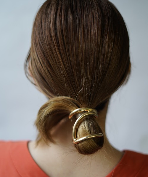 GLOBAL FORME CONCRETE(グローバルフォルムコンクリート)の「【return to i】art line long caff(バレッタ/ヘアクリップ・レディース・シルバー/ゴールド・FREE)」の6枚目の写真