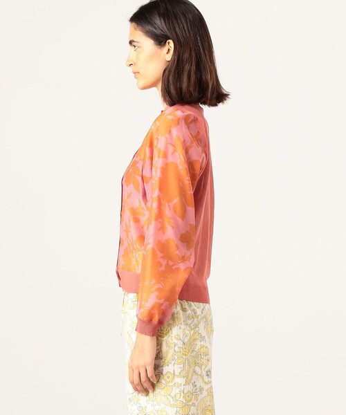 SOULEIADO（ソレイアード）の「ポリエステルプリント クルーネックカーディガン（ニット/セーター・レディース・ブルー系その他/ピンク系その他・S）」の5枚目の写真