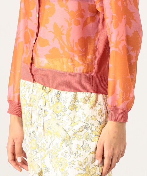 SOULEIADO（ソレイアード）の「ポリエステルプリント クルーネックカーディガン（ニット/セーター・レディース・ブルー系その他/ピンク系その他・S）」の10枚目の写真