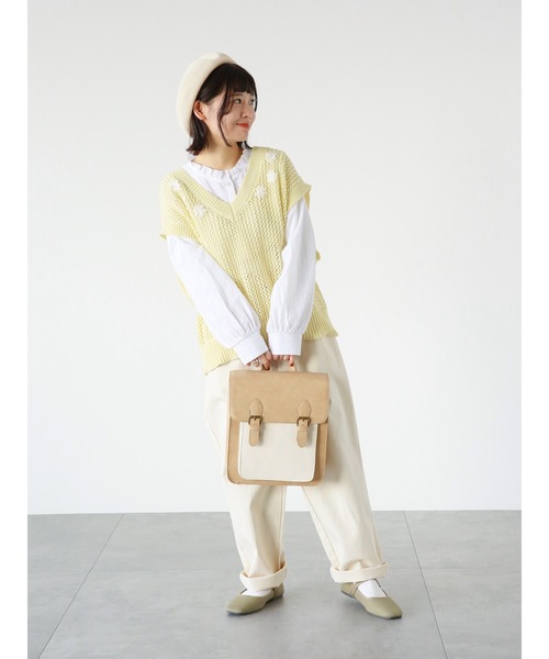 ehka sopo（エヘカソポ）の「花刺繍ニットベスト（ベスト・レディース・オフホワイト/イエロー/ベージュ・ﾌﾘ-）」の21枚目の写真