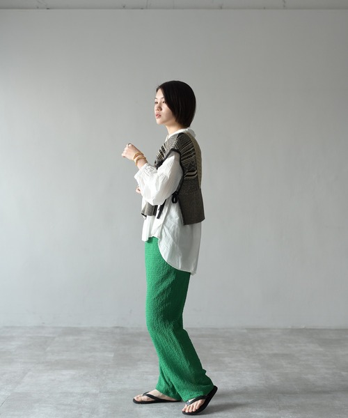 HERENCIA（ヘレンチア）の「トライバルパターン サイドリボン ベスト（ベスト・レディース・グリーン/ベージュ・MEDIUM）」の20枚目の写真