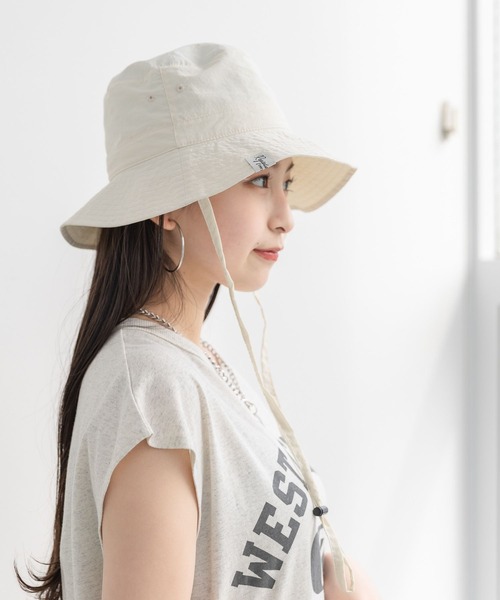 repipi armario（レピピ アルマリオ）の「タフタHAT（ハット・キッズ・ホワイト/ブラック/ブルー・FREE）」の2枚目の写真