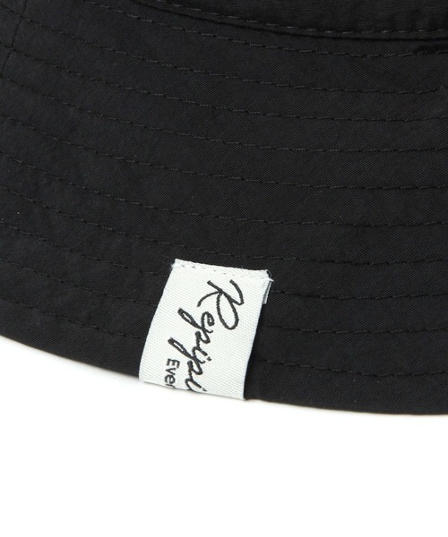 repipi armario（レピピ アルマリオ）の「タフタHAT（ハット・キッズ・ホワイト/ブラック/ブルー・FREE）」の12枚目の写真