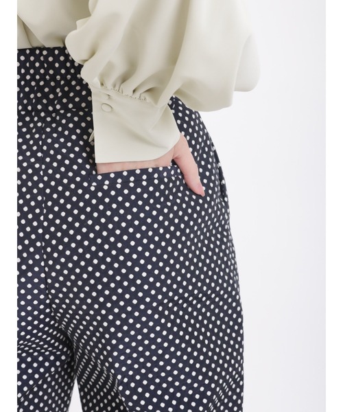 Te chichi(テチチ)の「ドットジャカードペンシルパンツ(セットアップ可)(その他パンツ・レディース・ネイビー/グレー・SMALL/MEDIUM)」の11枚目の写真