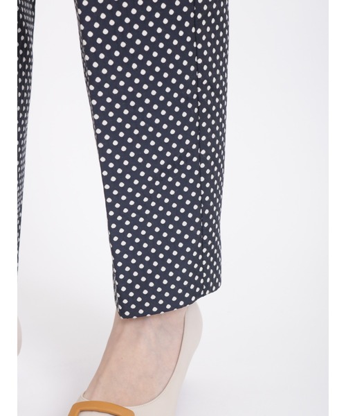 Te chichi(テチチ)の「ドットジャカードペンシルパンツ(セットアップ可)(その他パンツ・レディース・ネイビー/グレー・SMALL/MEDIUM)」の12枚目の写真
