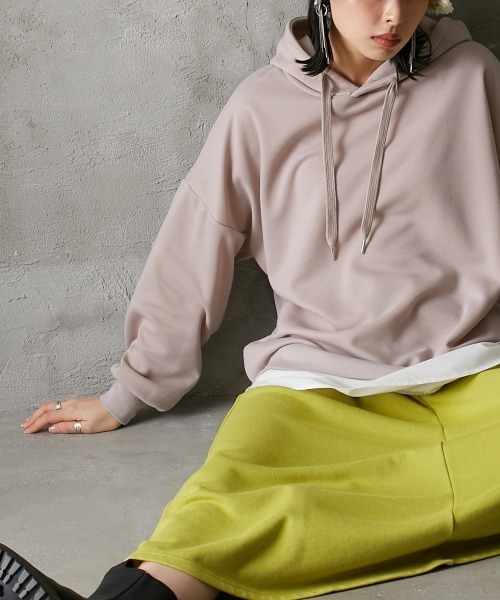 Soiunique（スワユニーク）の「ポンチ素材フェイクレイヤードパーカー