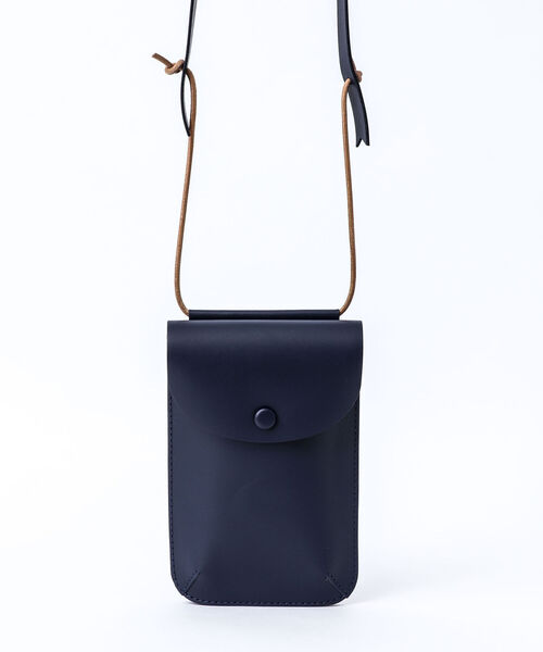 NOLLEY'S goodman(ノーリーズグッドマン)の「レザーモバイルサコッシュ(ショルダーバッグ・メンズ・ネイビー/ブラック/ホワイト/イエロー/ライトブルー・FREE)」の18枚目の写真