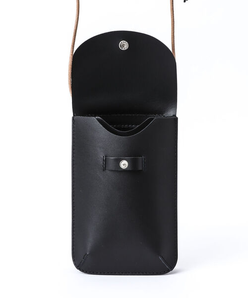 NOLLEY'S goodman(ノーリーズグッドマン)の「レザーモバイルサコッシュ(ショルダーバッグ・メンズ・ネイビー/ブラック/ホワイト/イエロー/ライトブルー・FREE)」の12枚目の写真