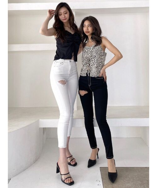 GYDA（ジェイダ）の「フロントギャザーデザインブラウス（キャミソール・レディース・ブラック/その他1・FREE）」の6枚目の写真