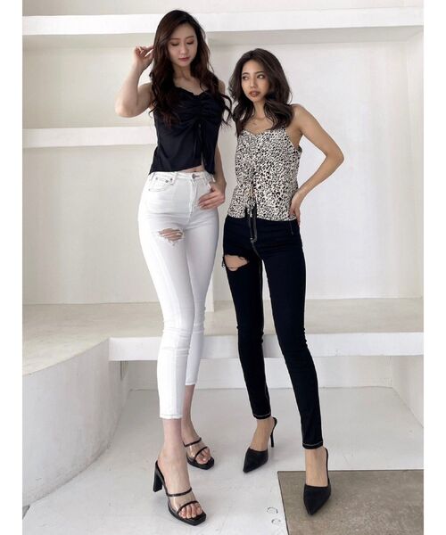 GYDA（ジェイダ）の「フロントギャザーデザインブラウス（キャミソール・レディース・ブラック/その他1・FREE）」の7枚目の写真