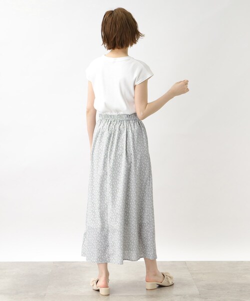 grove（グローブ）の「◆フラワープリントドッキングワンピース（ワンピース・レディース・ベージュ系その他7/ホワイト系9/ブラック系6/サックスブルー系6・03/02/04/01/05）」の7枚目の写真