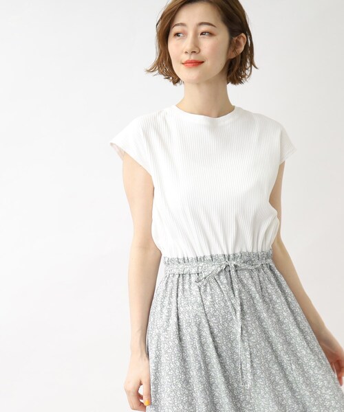 grove（グローブ）の「◆フラワープリントドッキングワンピース（ワンピース・レディース・ベージュ系その他7/ホワイト系9/ブラック系6/サックスブルー系6・03/02/04/01/05）」の8枚目の写真