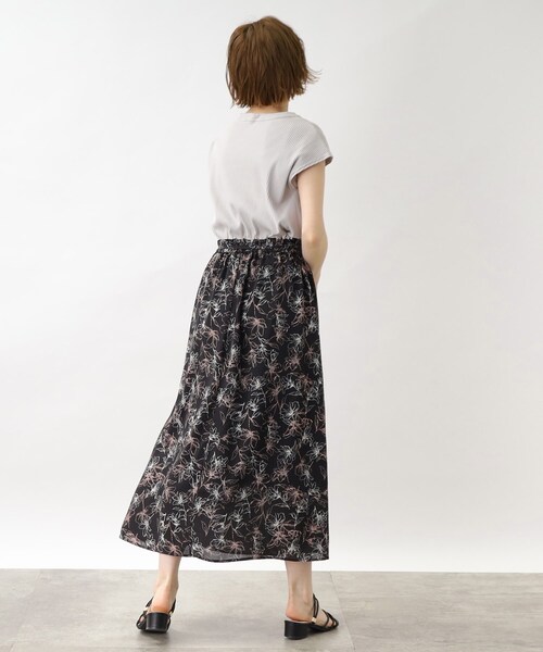 grove（グローブ）の「◆フラワープリントドッキングワンピース（ワンピース・レディース・ベージュ系その他7/ホワイト系9/ブラック系6/サックスブルー系6・03/02/04/01/05）」の17枚目の写真