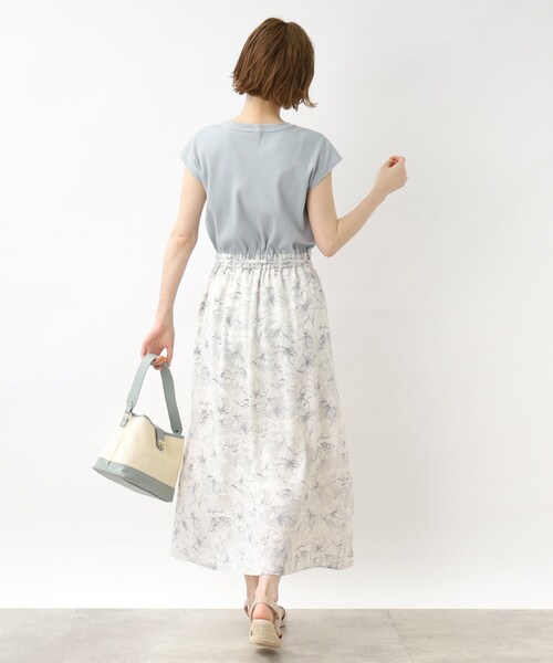 grove（グローブ）の「◆フラワープリントドッキングワンピース（ワンピース・レディース・ベージュ系その他7/ホワイト系9/ブラック系6/サックスブルー系6・03/02/04/01/05）」の22枚目の写真