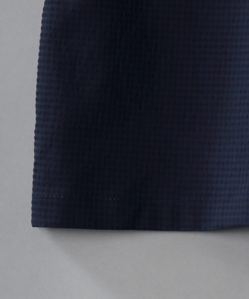 SITRY(シトリー)の「seersucker oversize drop shoulder drape shirt/シアサッカー オーバーサイズ ドロップショルダー ドレープ シャツ(シャツ/ブラウス・メンズ・ブラック/ネイビー/カーキ・M/L/LL)」の4枚目の写真
