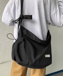 Revo. | ナイロン 大容量 リボン 結びハンドル ショルダーバッグ(ショルダーバッグ)