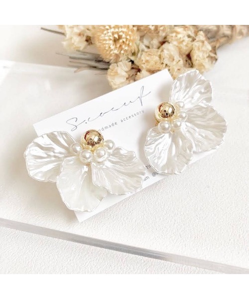 tone（トーン）の「【S.coeuf】金属アレルギー対応ピアス 　立体フラワー(MA)（ピアス（両耳用）・レディース・ベージュ/ホワイト/グレー/その他/ゴールド系その他/ホワイトゴールド・FREE）」の14枚目の写真