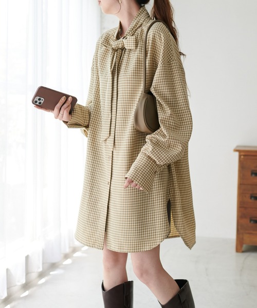 DISCOAT(ディスコート)の「チェックボウタイブラウス(シャツ/ブラウス・レディース・ブラック/ベージュ・FREE)」の1枚目の写真