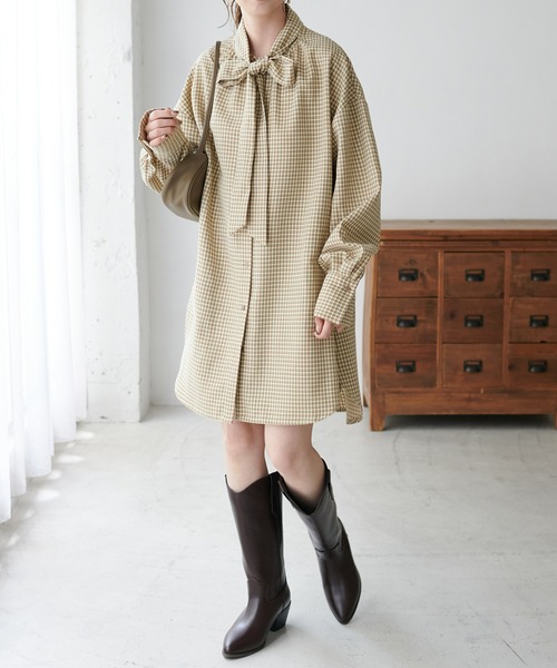 DISCOAT(ディスコート)の「チェックボウタイブラウス(シャツ/ブラウス・レディース・ブラック/ベージュ・FREE)」の3枚目の写真