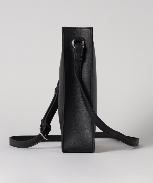 THE SHOP TK (ザ ショップ ティーケー )の「◆【ヒルナンデス!で紹介/ユニセックスでオススメ】BOXショルダーバッグ/スムースレザースクエアショルダーバッグ(ショルダーバッグ・メンズ・ネイビー/ピンク系/ブラック/ブラウン系その他/グレー/オフホワイト・00)」の8枚目の写真