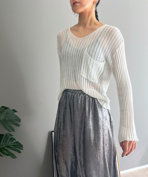 Jewelobe(ジュエローブ)の「Vネック透かし編みルーズニットプルオーバー(ニット/セーター・レディース・ホワイト/ブラウン/ブラック・FREE)」の19枚目の写真