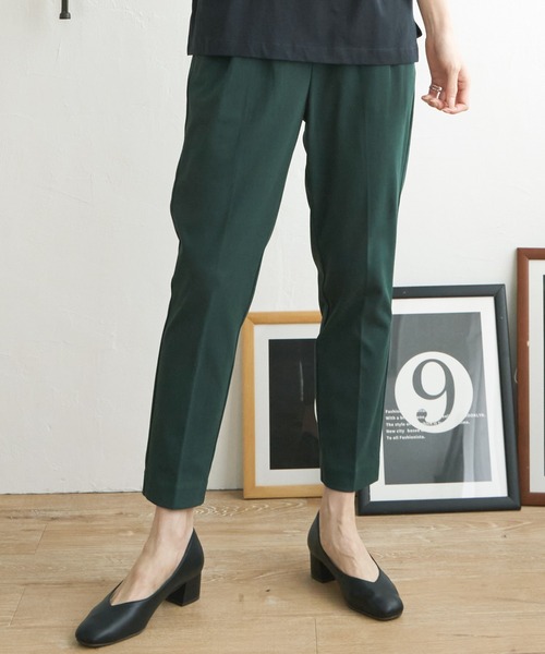 ikka(イッカ)の「Beasystretch テーパードパンツ(その他パンツ・レディース・モカ/ベージュ/ダークオリーブ/ブラック・S/M/L)」の1枚目の写真