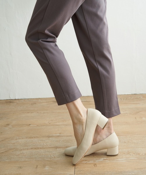ikka(イッカ)の「Beasystretch テーパードパンツ(その他パンツ・レディース・モカ/ベージュ/ダークオリーブ/ブラック・S/M/L)」の21枚目の写真