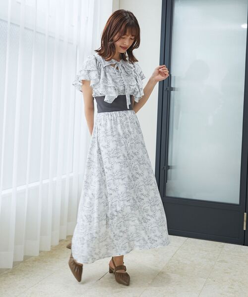 MAJESTIC LEGON(マジェスティックレゴン)の「フリルスリーブコルセットワンピース(ワンピース・レディース・ブラック系その他/ブラウン系その他2/ブルー系その他2・SMALL/MEDIUM)」の5枚目の写真