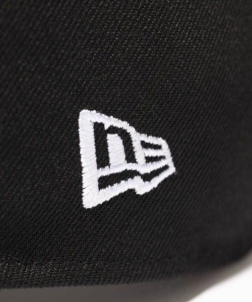 FACETASM（ファセッタズム）の「FACETASM×NEW ERA